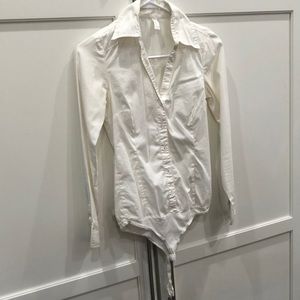 Business button down short white